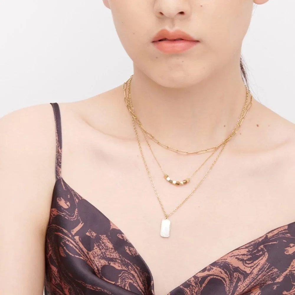 NEW Natural Shell Square Pendant Necklace - Picture 3 of 7